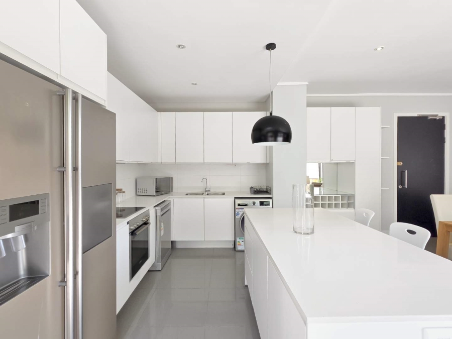 2 Bedroom Property for Sale in Green Point Western Cape